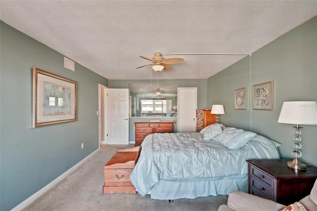 4550 COVE CIRCLE 1009 photo 17
