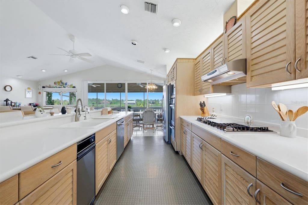 721 N MANASOTA KEY ROAD photo 17