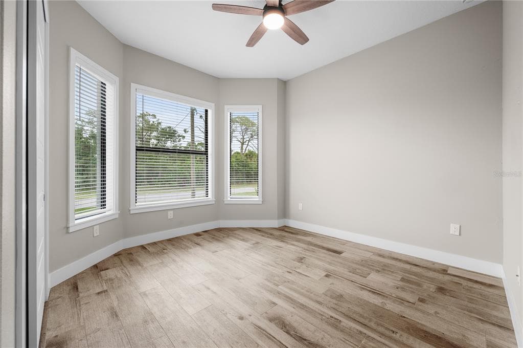139 SUNSET ROAD photo 9