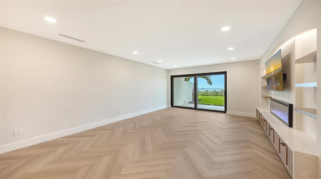 2089 GULF OF MEXICO DRIVE G1-104 photo 13