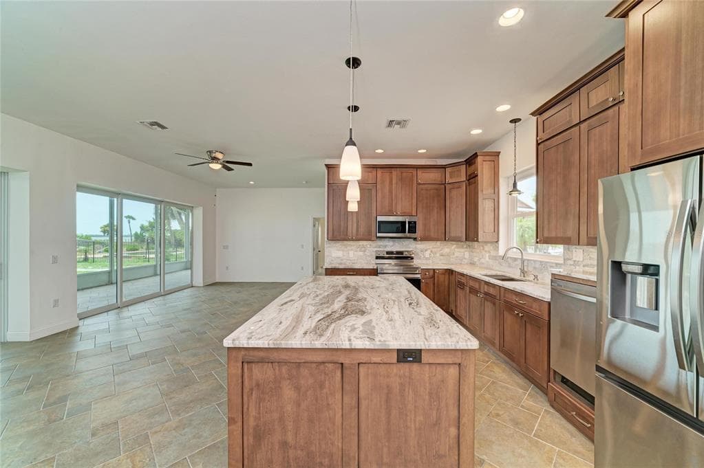 211 BAHIA VISTA DRIVE photo 16