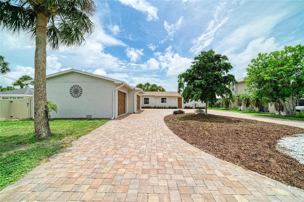 211 BAHIA VISTA DRIVE photo 7