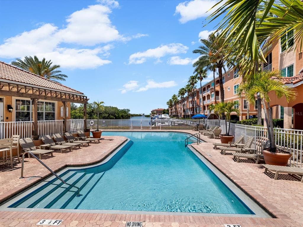 5000 CULBREATH KEY WAY 9-301 photo 6