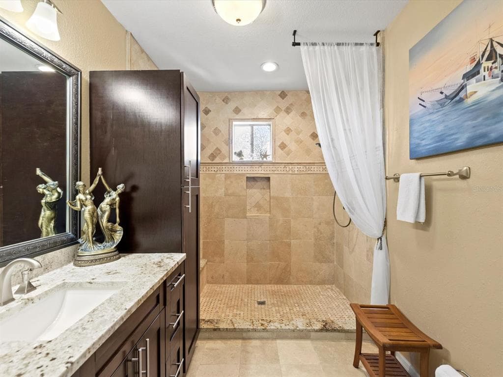 5000 CULBREATH KEY WAY 9-301 photo 5