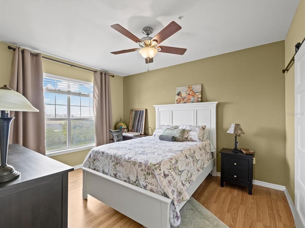 5000 CULBREATH KEY WAY 9-301 photo 11