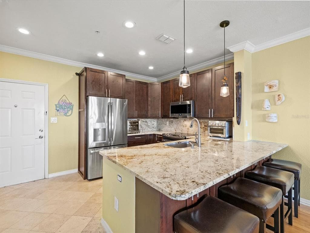 5000 CULBREATH KEY WAY 9-301 photo 19