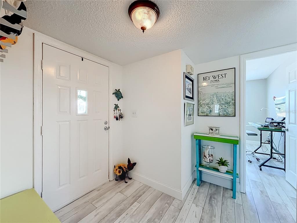 4046 FLORAMAR TERRACE photo 3