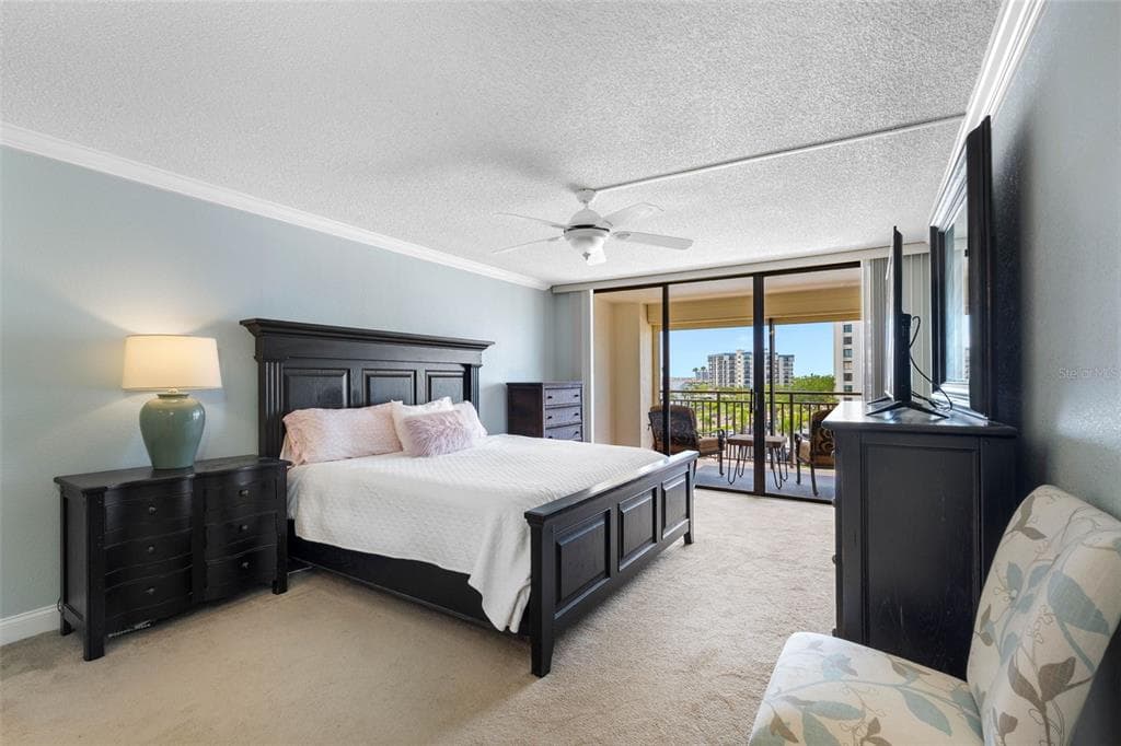 1430 GULF BOULEVARD 406 photo 23