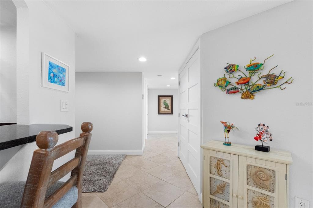 1430 GULF BOULEVARD 406 photo 22