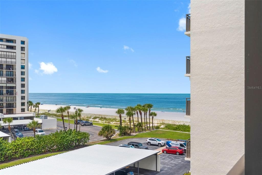 1430 GULF BOULEVARD 406 photo 15