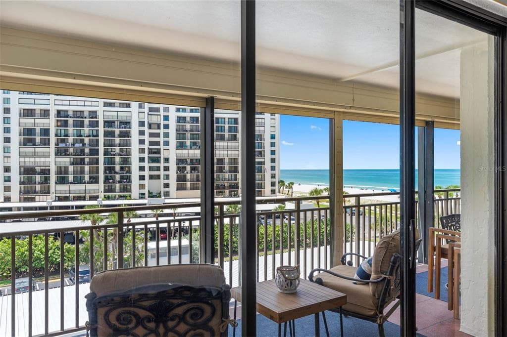 1430 GULF BOULEVARD 406 photo 25
