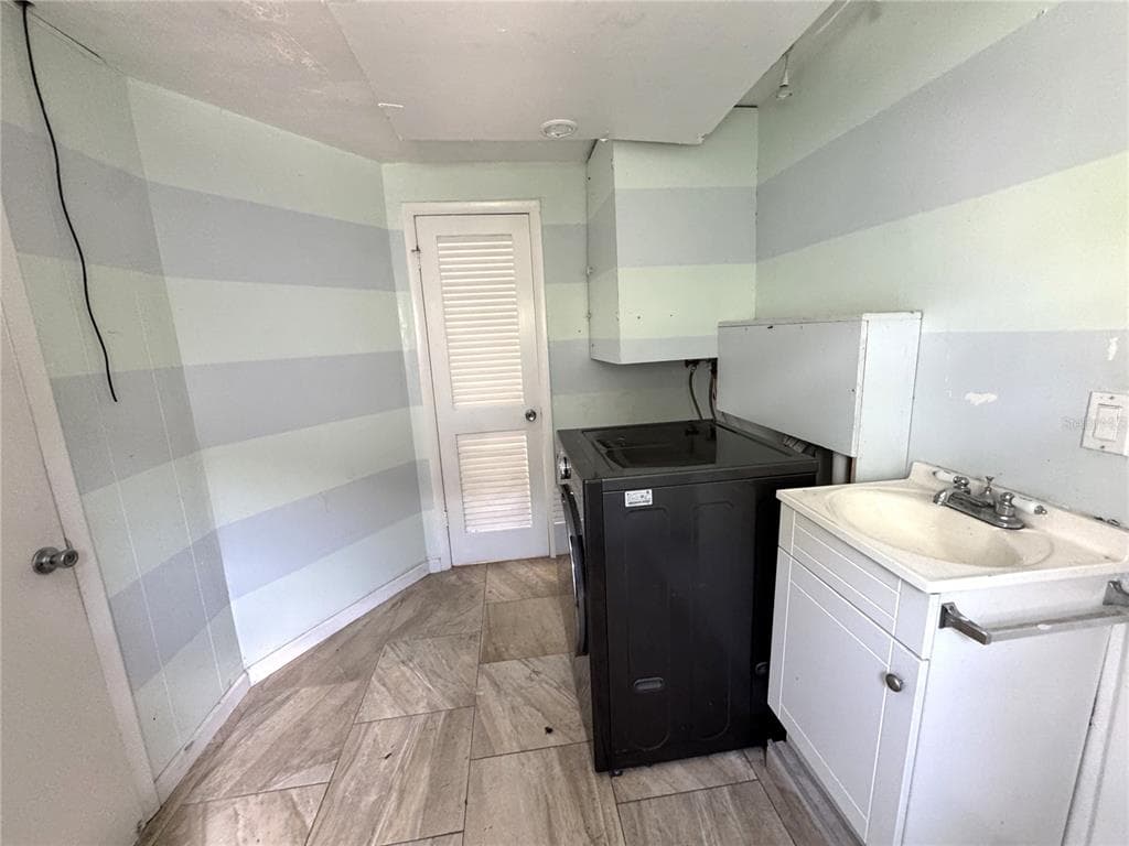 1345 BASSWOOD DRIVE photo 23