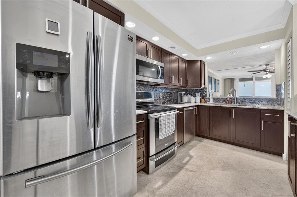 89 S ATLANTIC AVENUE 1503 photo 10