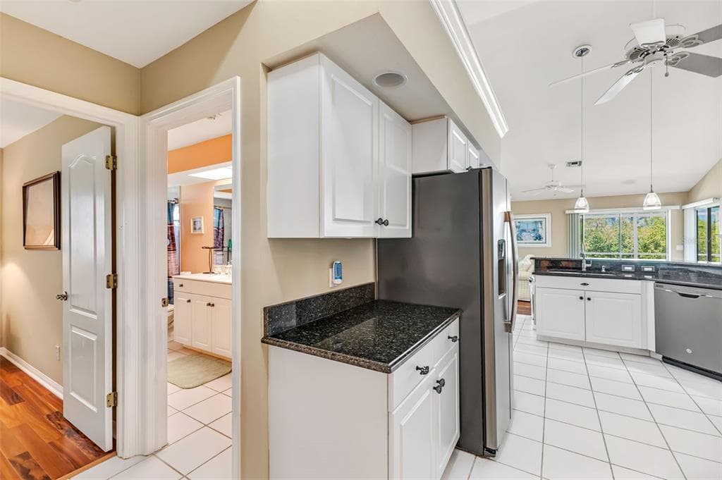 3753 STABILE ROAD photo 23