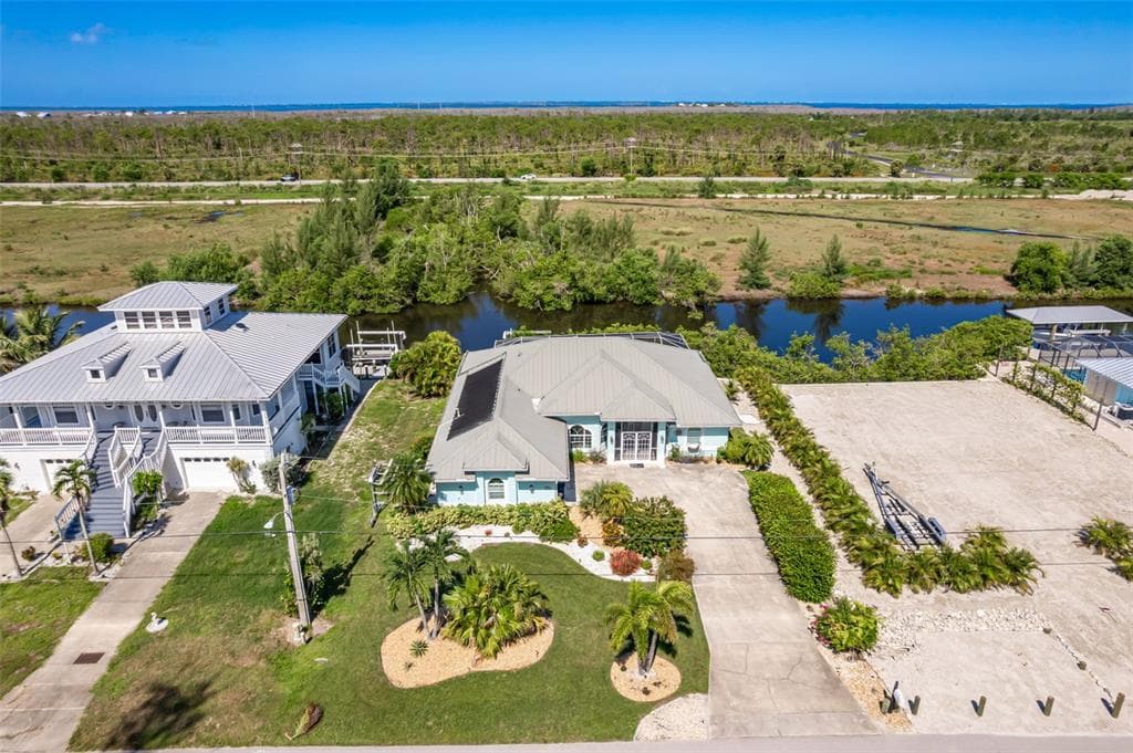 3753 STABILE ROAD photo 7