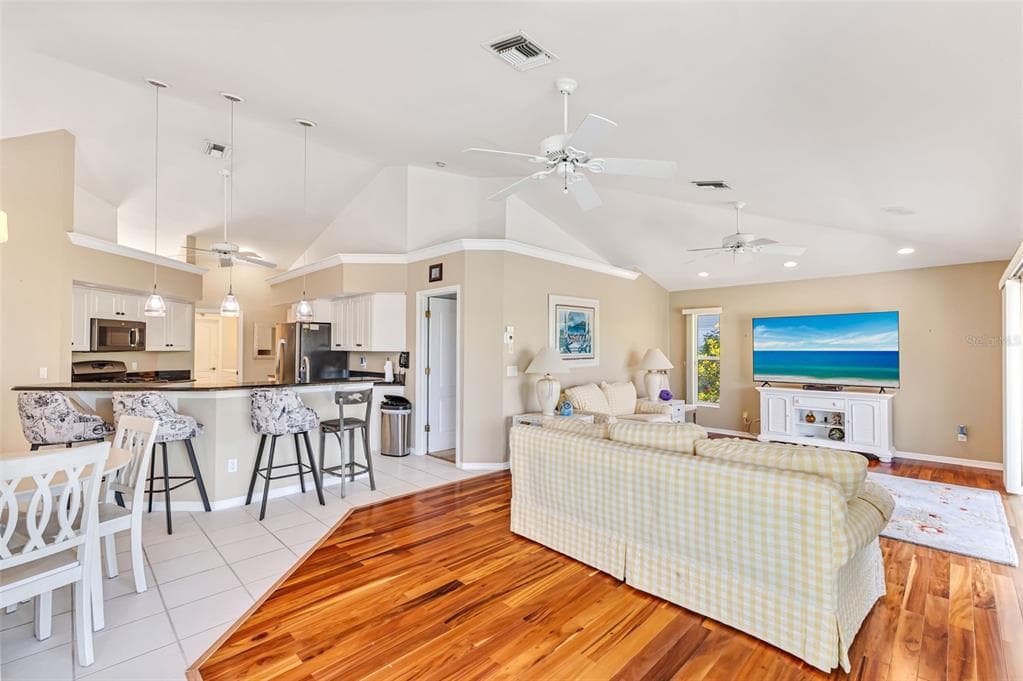 3753 STABILE ROAD photo 18