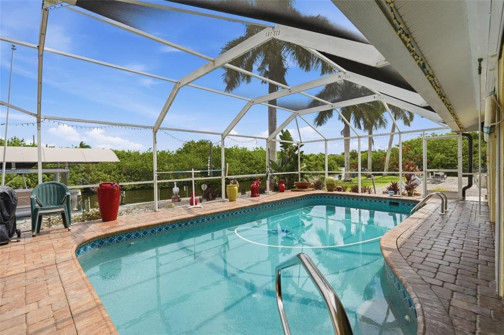 17372 SABRINA CIRCLE photo 3