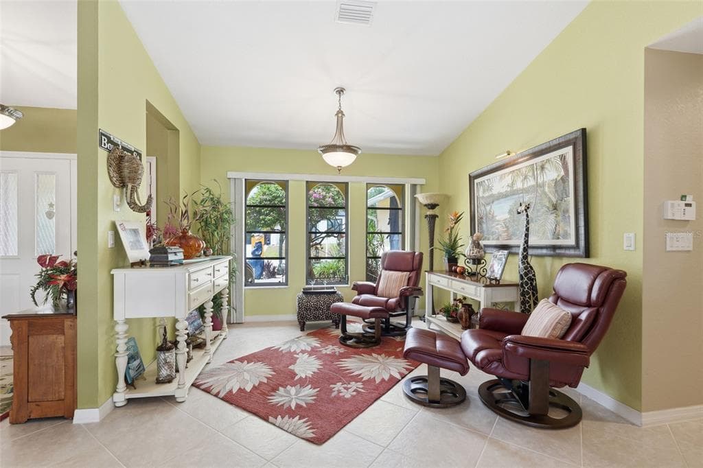 17372 SABRINA CIRCLE photo 9