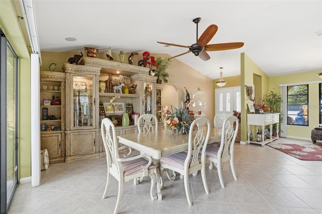 17372 SABRINA CIRCLE photo 8