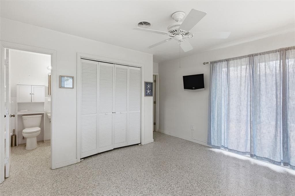 528 RALPH STREET photo 14