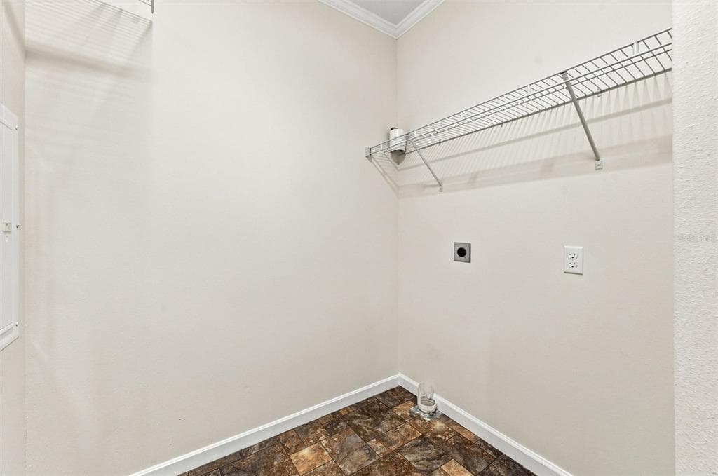 3316 HOLLY SPRINGS DRIVE photo 15