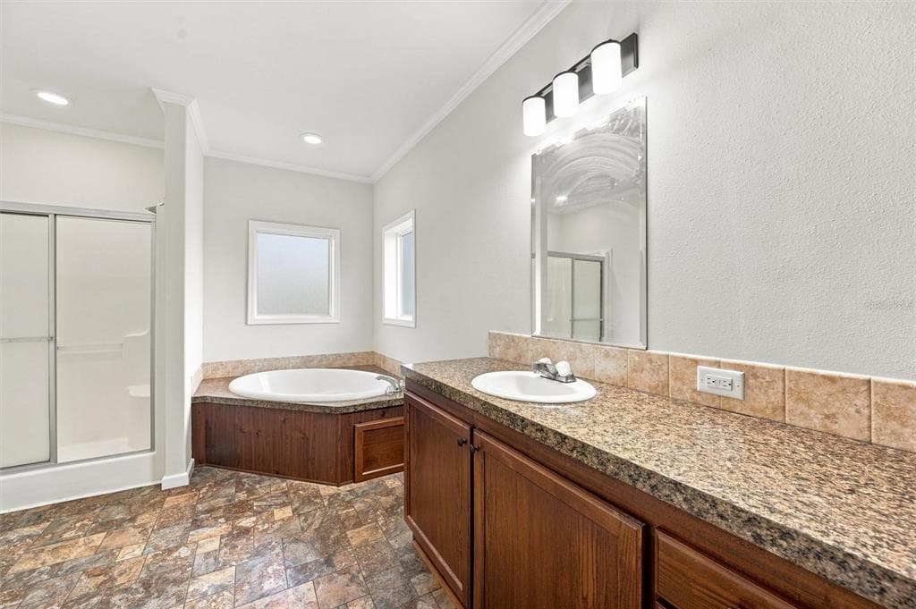 3316 HOLLY SPRINGS DRIVE photo 11