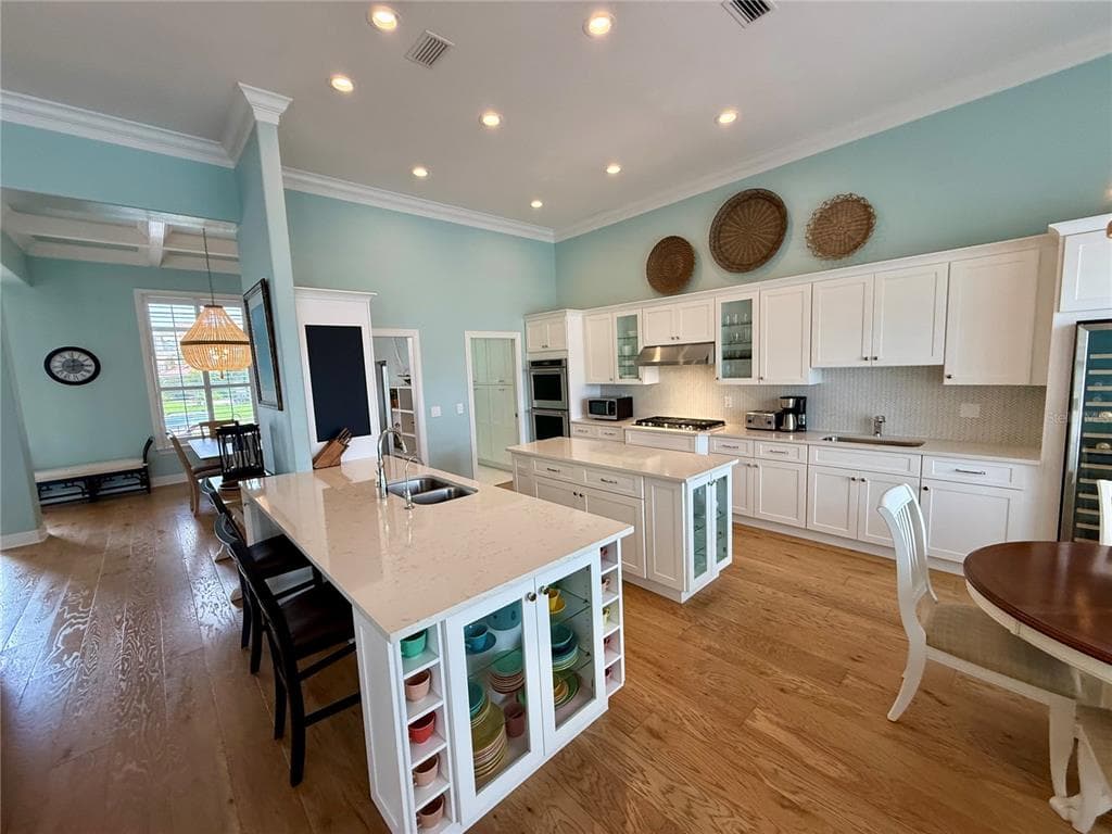 2216 DONATO DRIVE photo 19