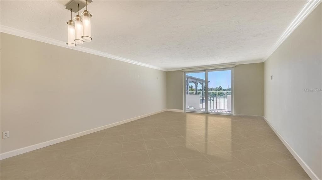 101 S GULFSTREAM AVENUE 4J photo 8