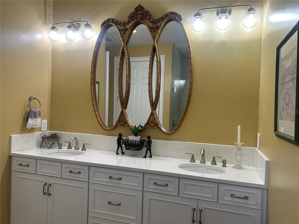 126 VILLA PEROSA WAY photo 12