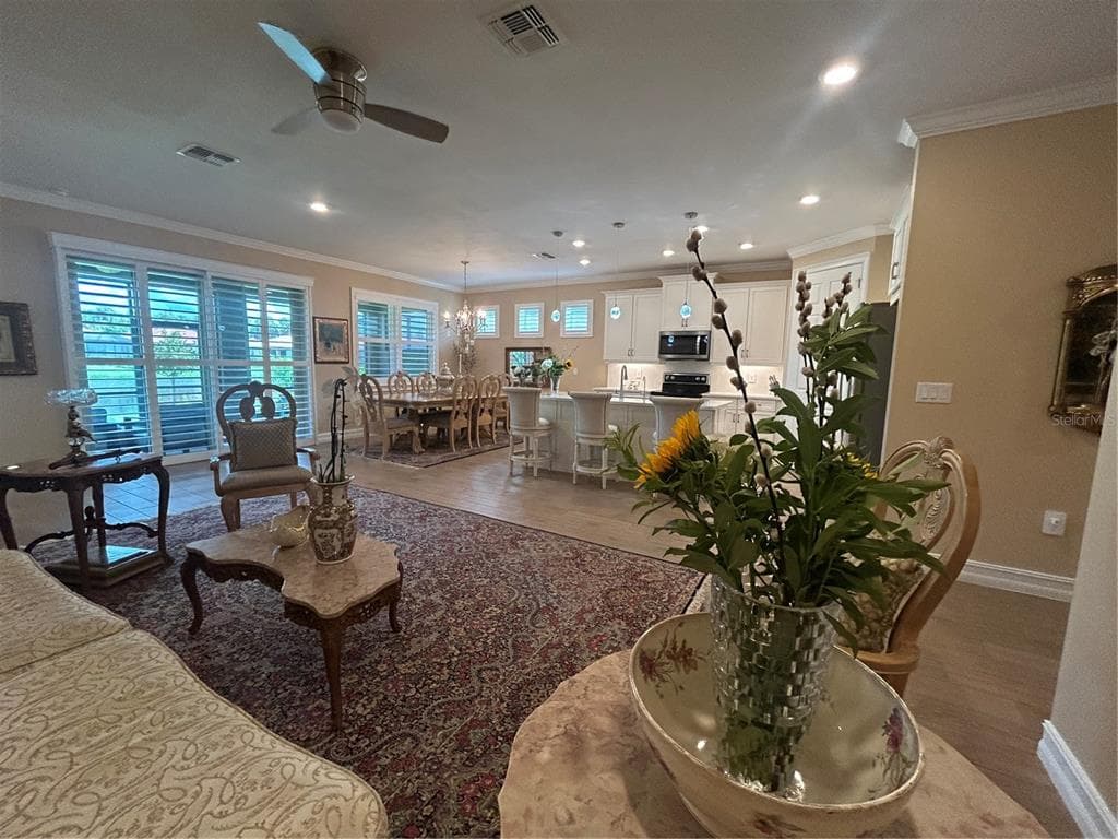 126 VILLA PEROSA WAY photo 4