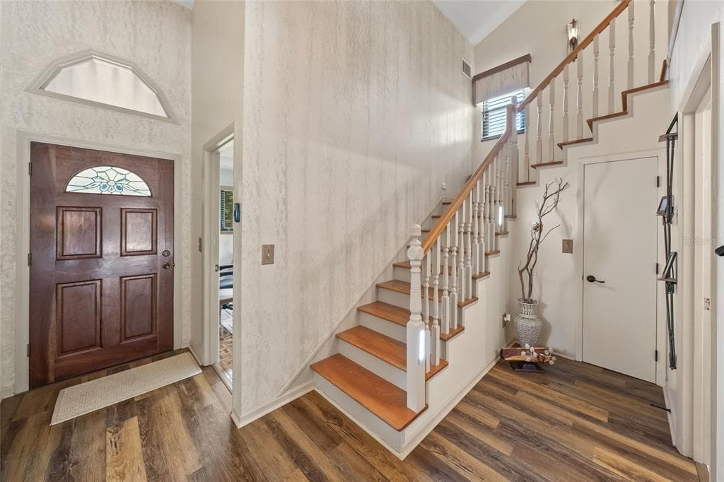 3643 MERIDALE ROAD photo 14
