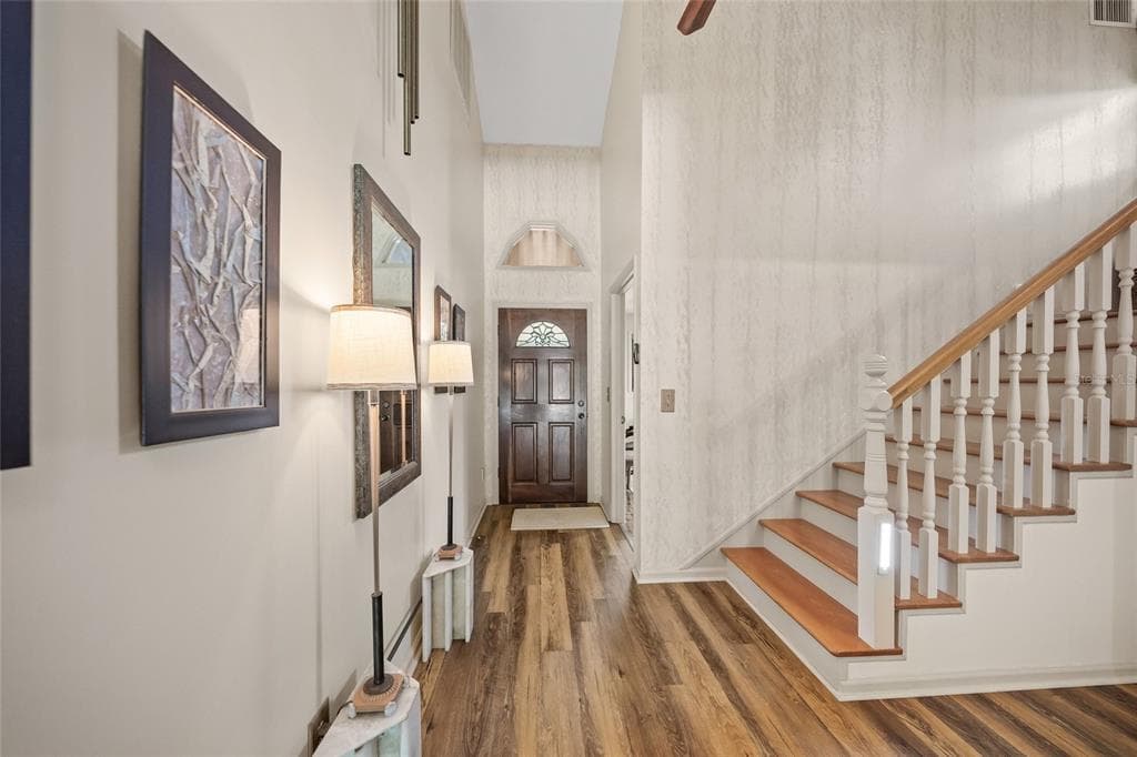 3643 MERIDALE ROAD photo 15