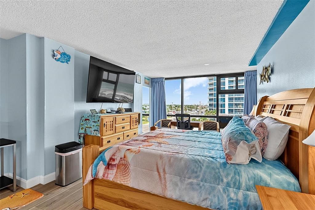 1909 S ATLANTIC AVENUE 424 photo 5