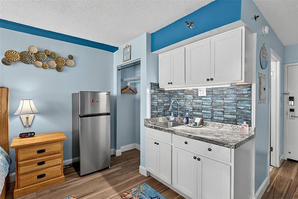 1909 S ATLANTIC AVENUE 424 photo 11