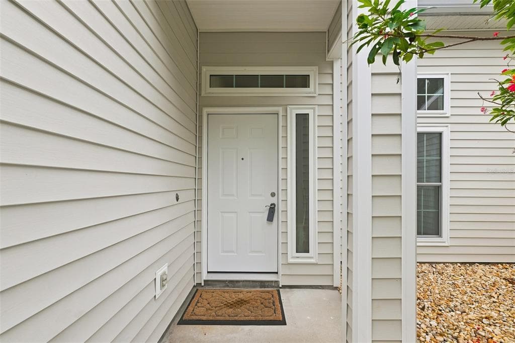 1821 LAKE HERON DRIVE 3