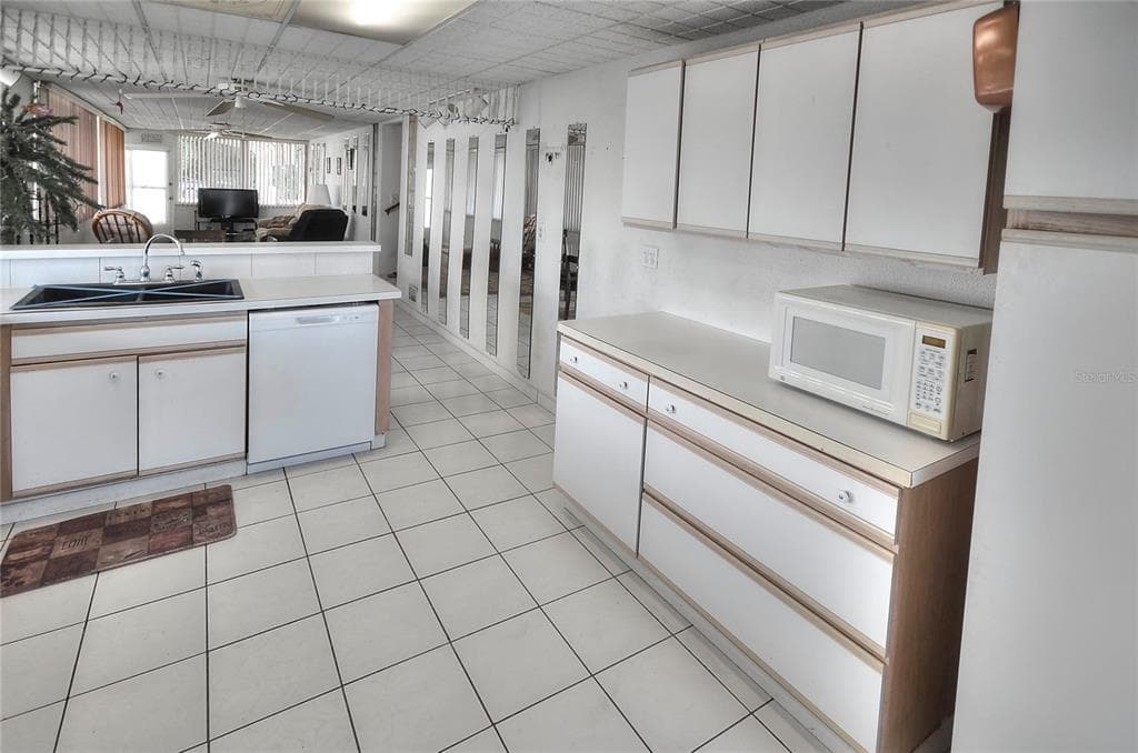 187 E ARIEL ROAD photo 11