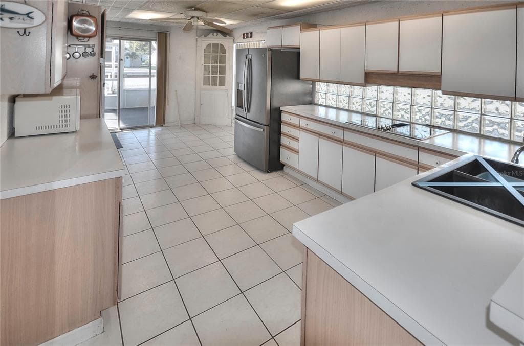 187 E ARIEL ROAD photo 8
