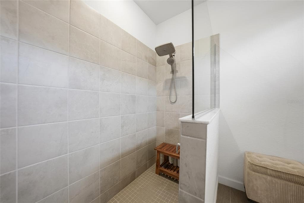 8268 SHORE LAKE DRIVE photo 20