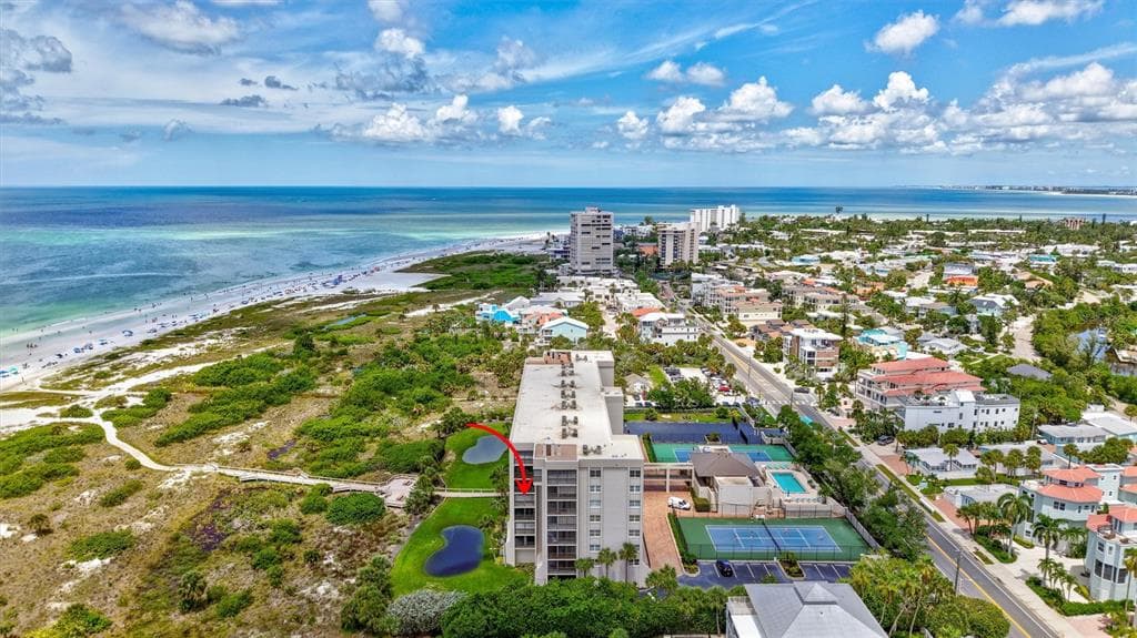 420 BEACH ROAD 508 photo 2