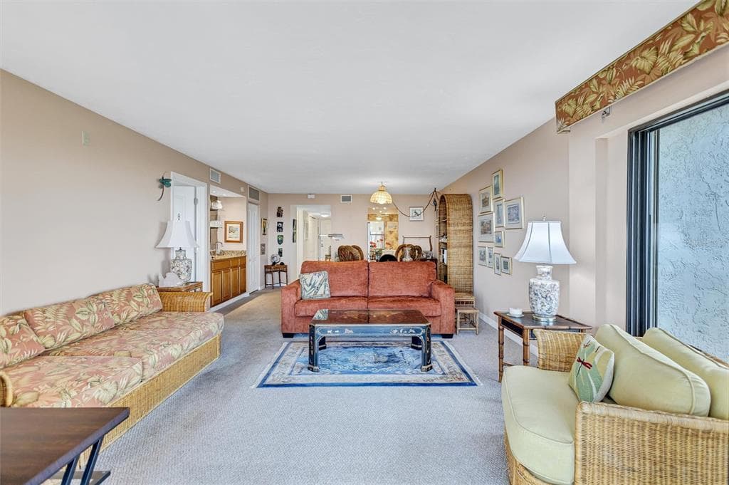 420 BEACH ROAD 508 photo 20