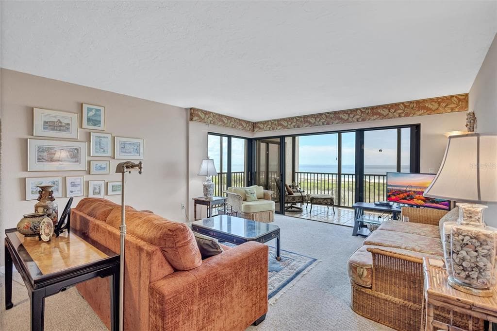 420 BEACH ROAD 508 photo 11