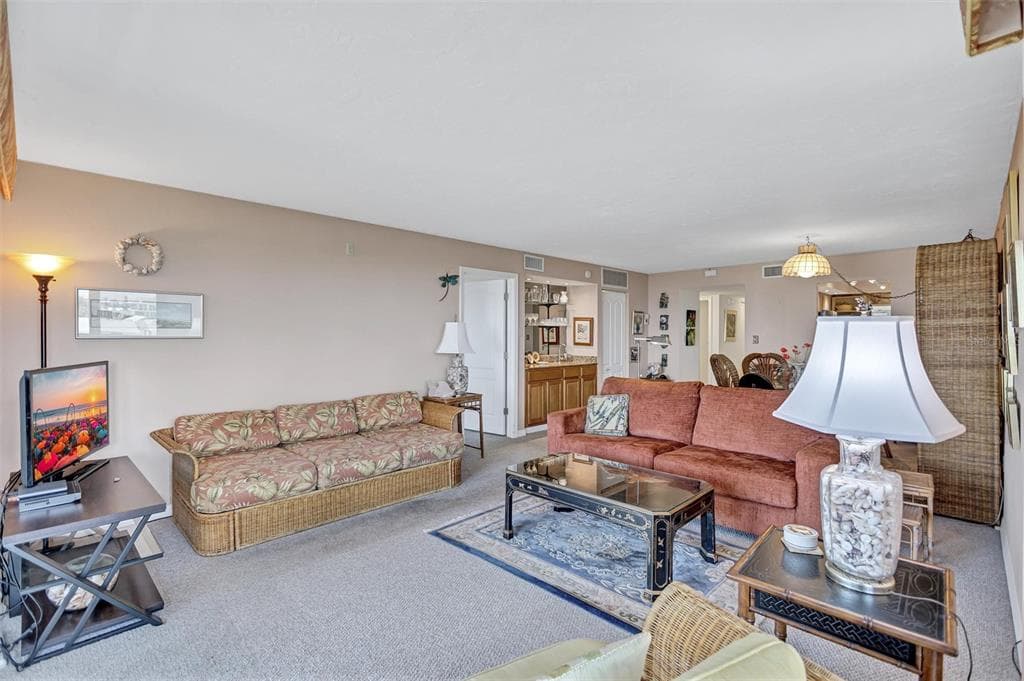 420 BEACH ROAD 508 photo 19
