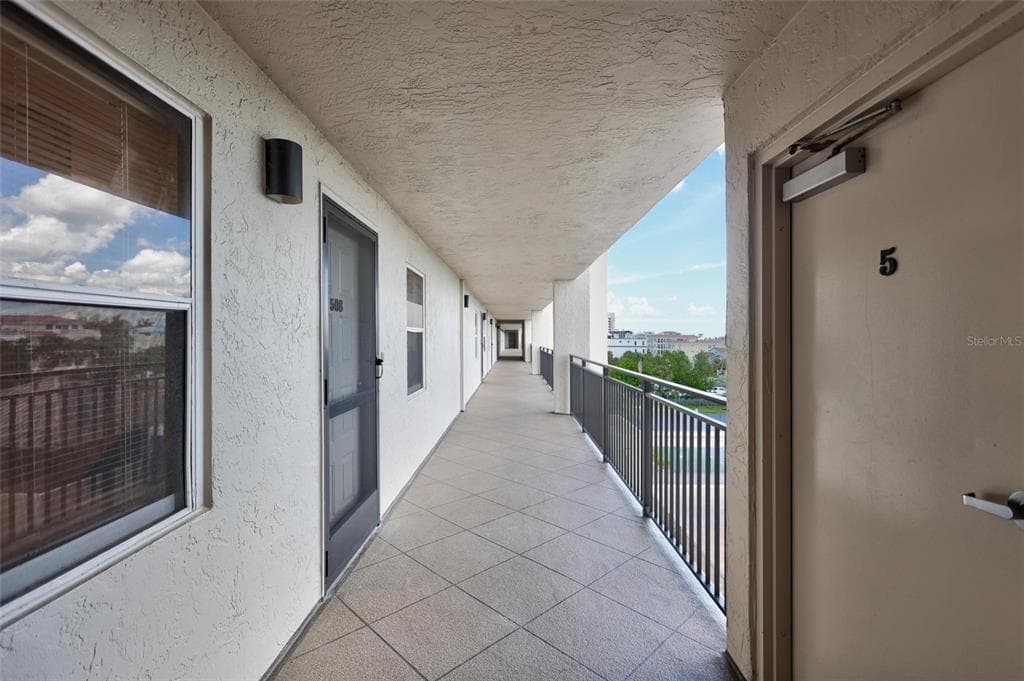 420 BEACH ROAD 508 photo 4