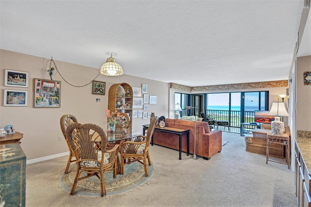 420 BEACH ROAD 508 photo 8