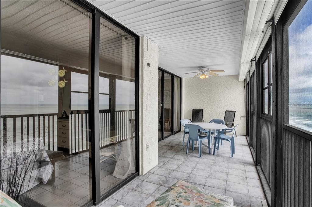 15462 GULF BOULEVARD 903 photo 10