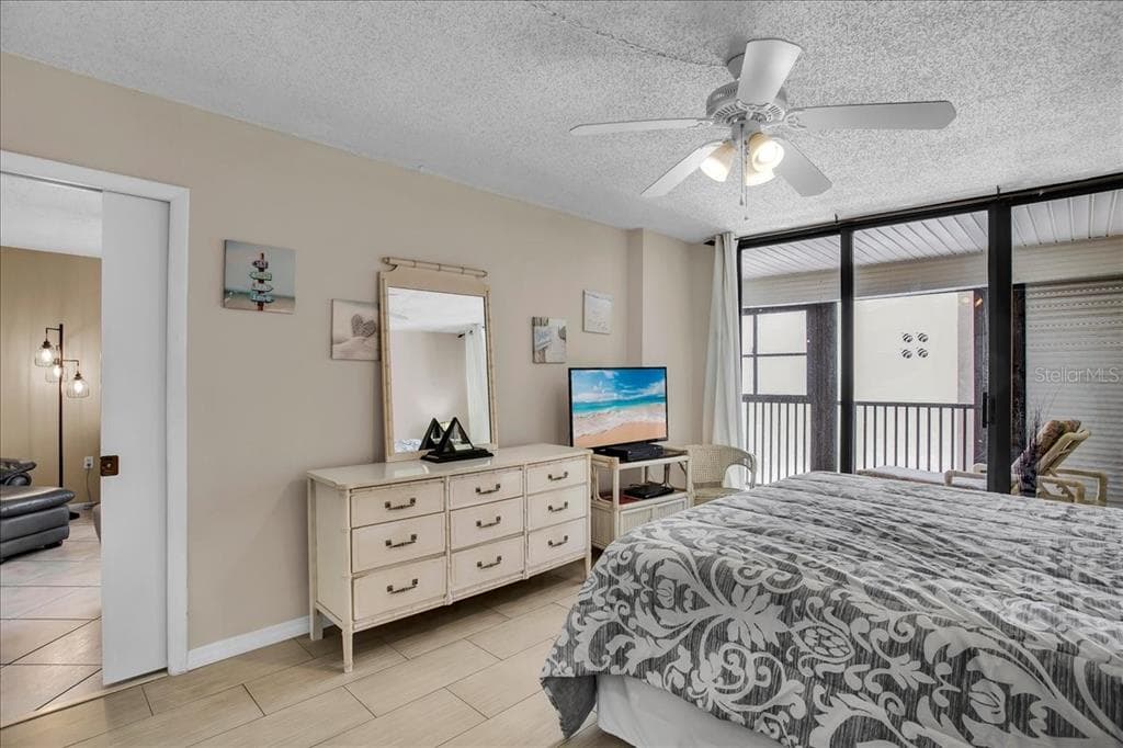 15462 GULF BOULEVARD 903 photo 21