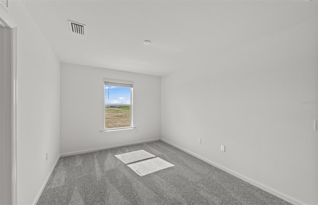 759 BALLEBY TRAIL photo 20