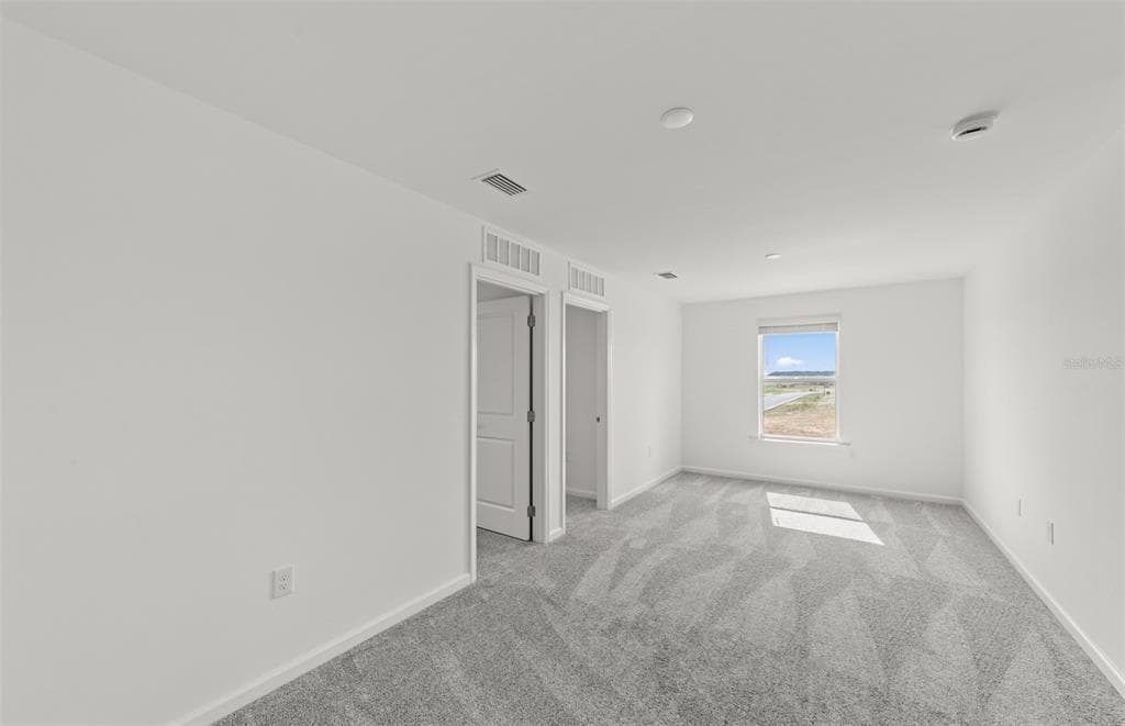 759 BALLEBY TRAIL photo 14
