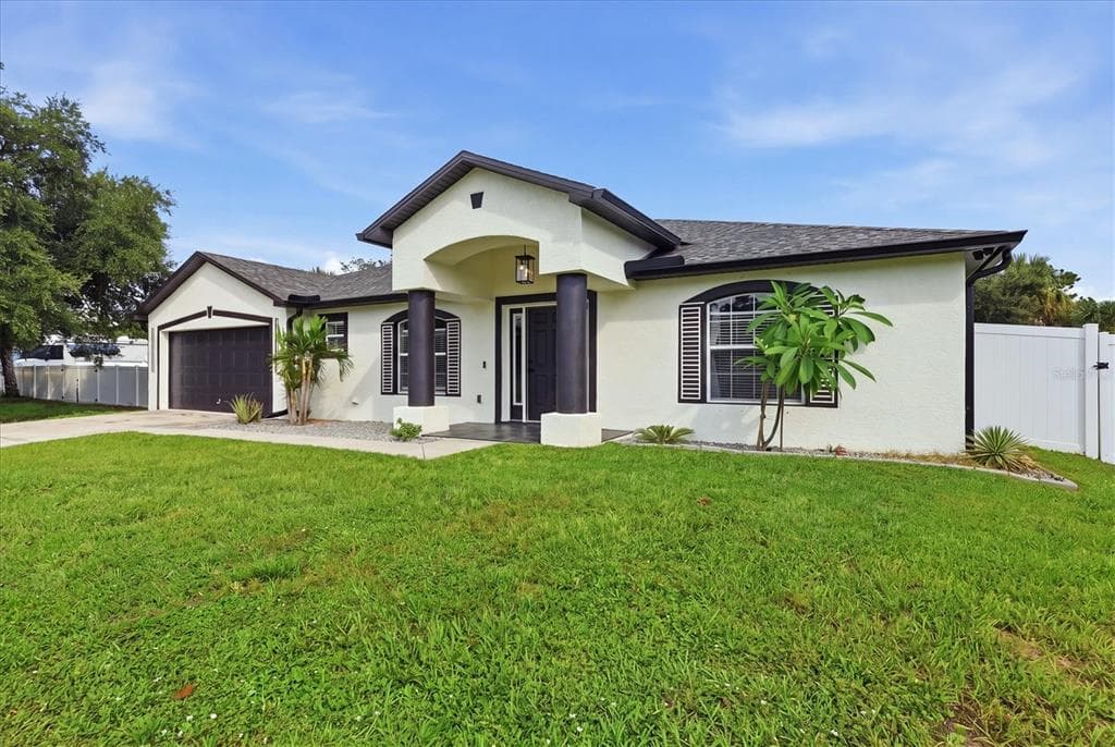 281 PEMBROKE DRIVE photo 2