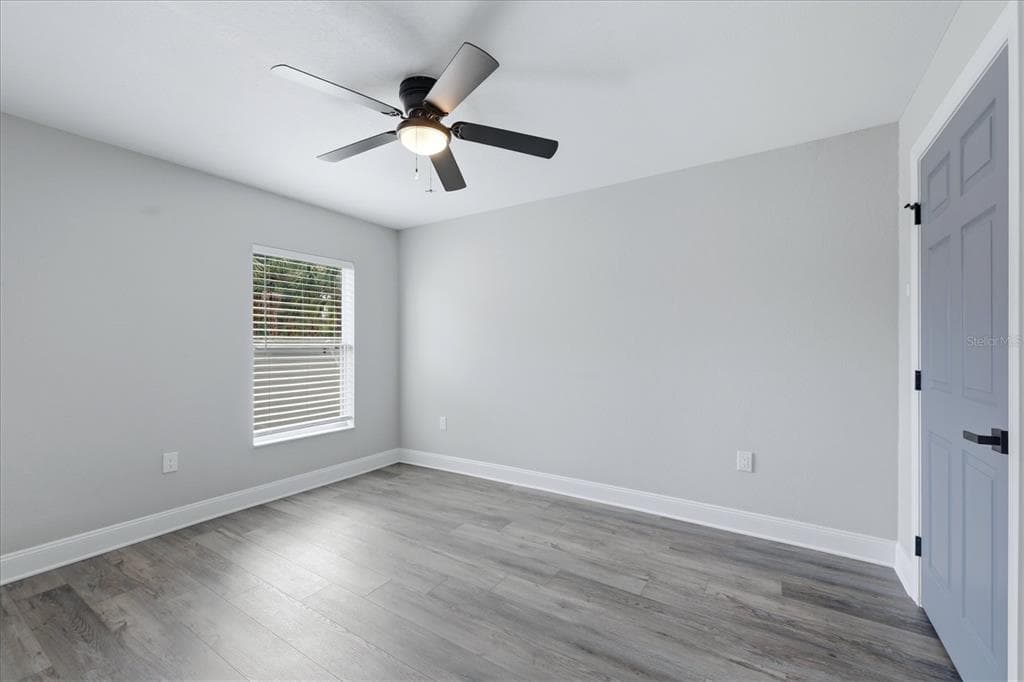 281 PEMBROKE DRIVE photo 22